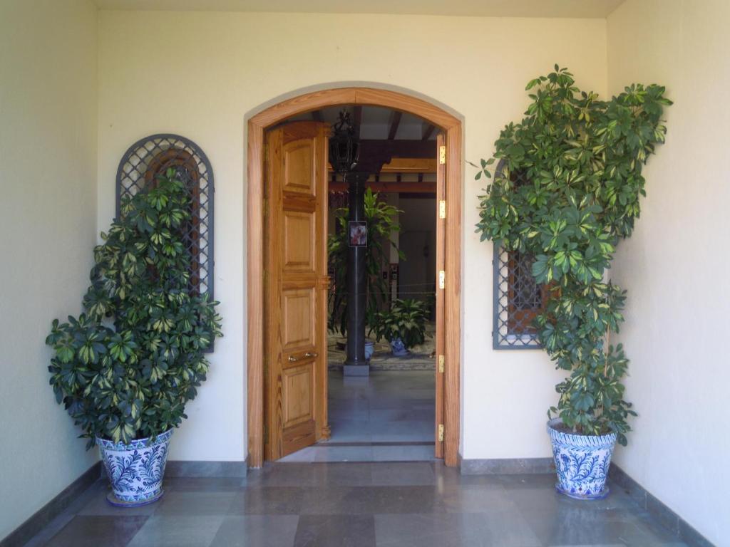 Hotel Boutique La Zubia Экстерьер фото